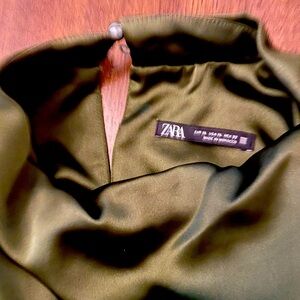 Zara olive green satin blouse EUC size XL